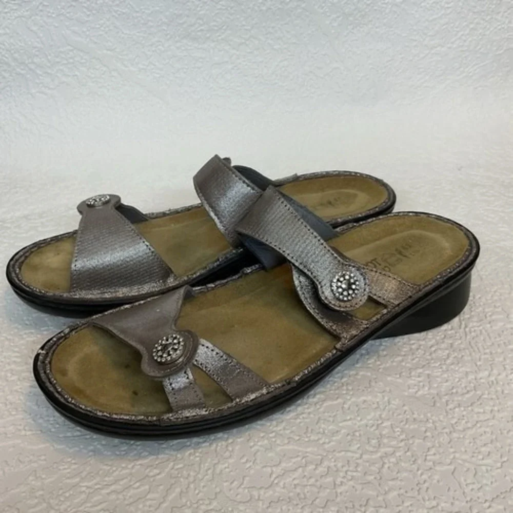 Naot Melody Metallic Road‎ Pewter Leather Double Strap Sandals Women 10 Israel
